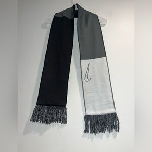 NIKE Colorblock fringe scarf